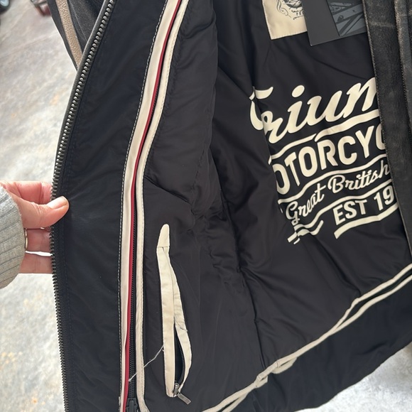 Triumph Raven Motorcycle Jacket - Picture 14 of 16